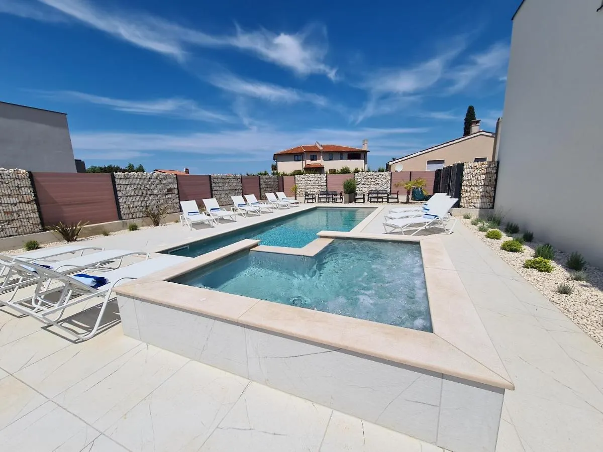 Apartment Pinna Residence - Pinna Pula Kroatien