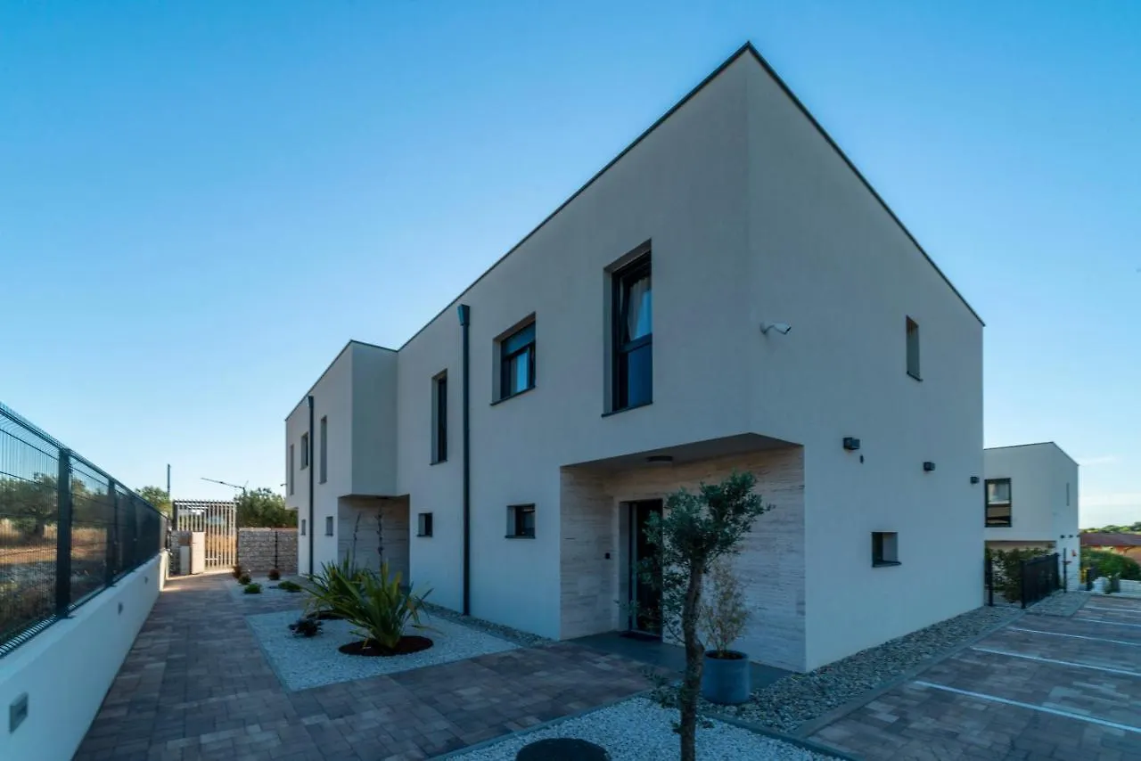Pinna Residence - Pinna Pula 0*,