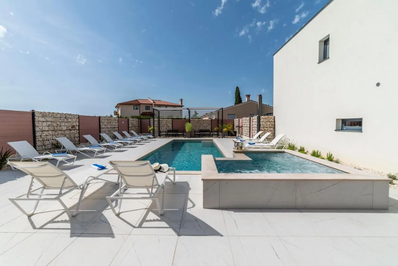 Apartment Pinna Residence - Pinna Pula